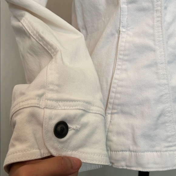 A.M.I White Denim Jacket - Black Button Detail | Size XL - Picture 3 of 6